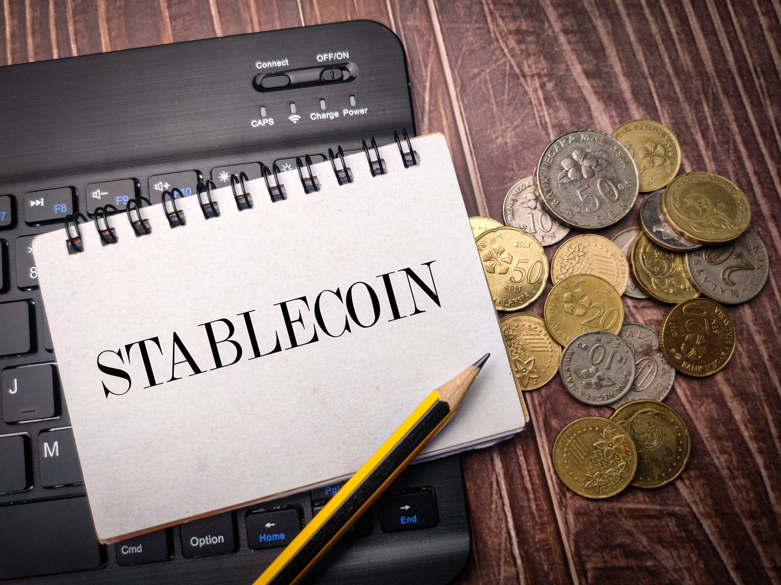 Understanding USDC and USDT: A Comparative Guide on Leading Stablecoins