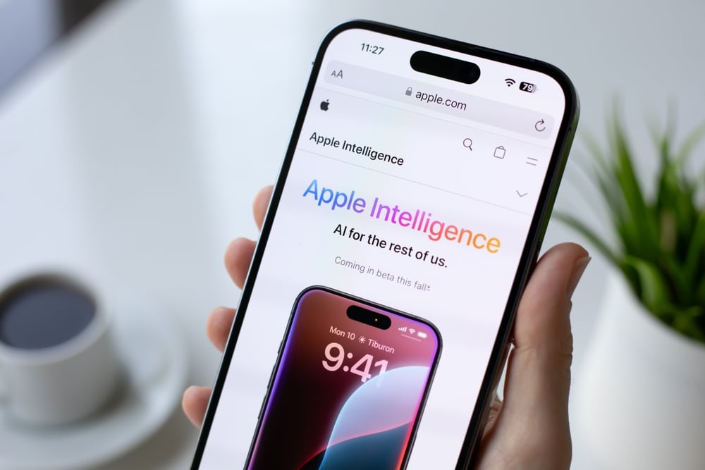 Apple Intelligence AI Delayed for iOS 18 iPadOS 18 Until October